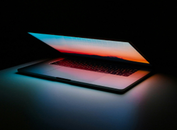 Tech E&O Explained: Risks, Coverage & Insights for Brokers